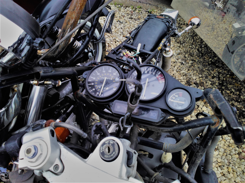Illustration for article titled My Junkyard Hunting Pic Dump